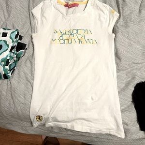 Like new. XS Ferrari tshirt